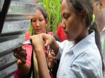 Nepal: Building shelters for women