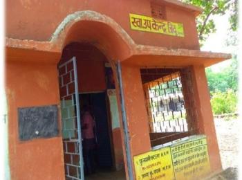 Phulmani Khacchap’s daily struggle keeps an entire village healthy in Jharkhand