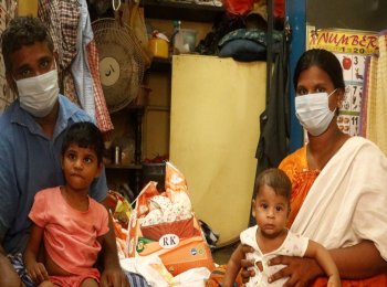 Mahalakshmi and her family 