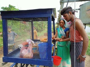 Pinki was able to restart her food business thanks to the Oxfam India-HDFC project—UTTHAN