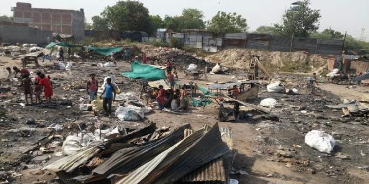 500 slums gutted by major fire in Delhi; children lose books, uniforms