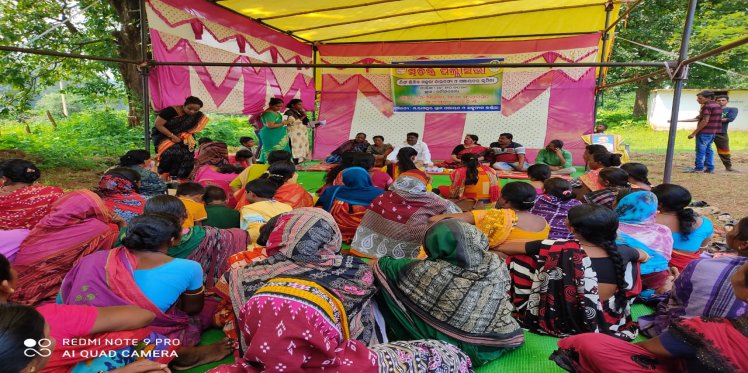 Oxfam India organised a special palli sabha on gender wage equality and role of panchayat at Goudakela village in Kalahandi. The sabha organised along with the Madanpur Rampur (M.Rampur) Panchayat and Oxfam India was presided over by ward member, Kumudini Mahakud.